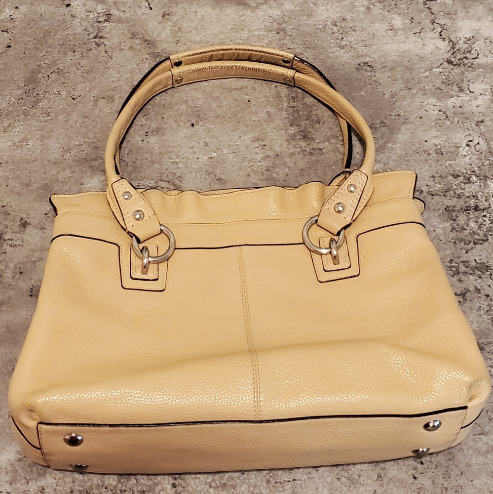 Coach Bag - Picture 3 of 9